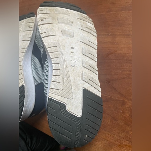 Diadora Running Shoes - Picture 12 of 12